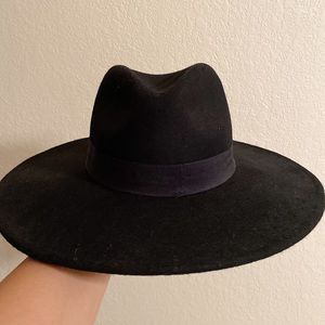 Forever 21 Ribbon-Trim Fedora